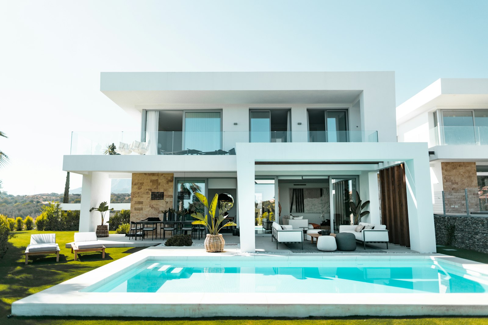 Stock inspiration: a tropical villa and pool